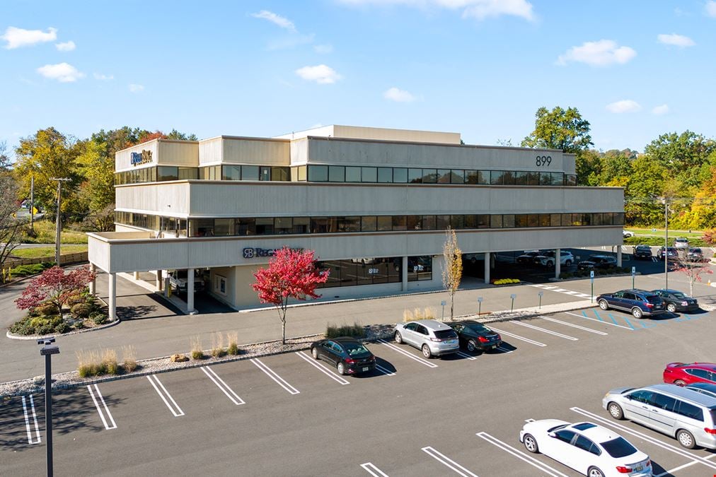 Echo Executive Plaza