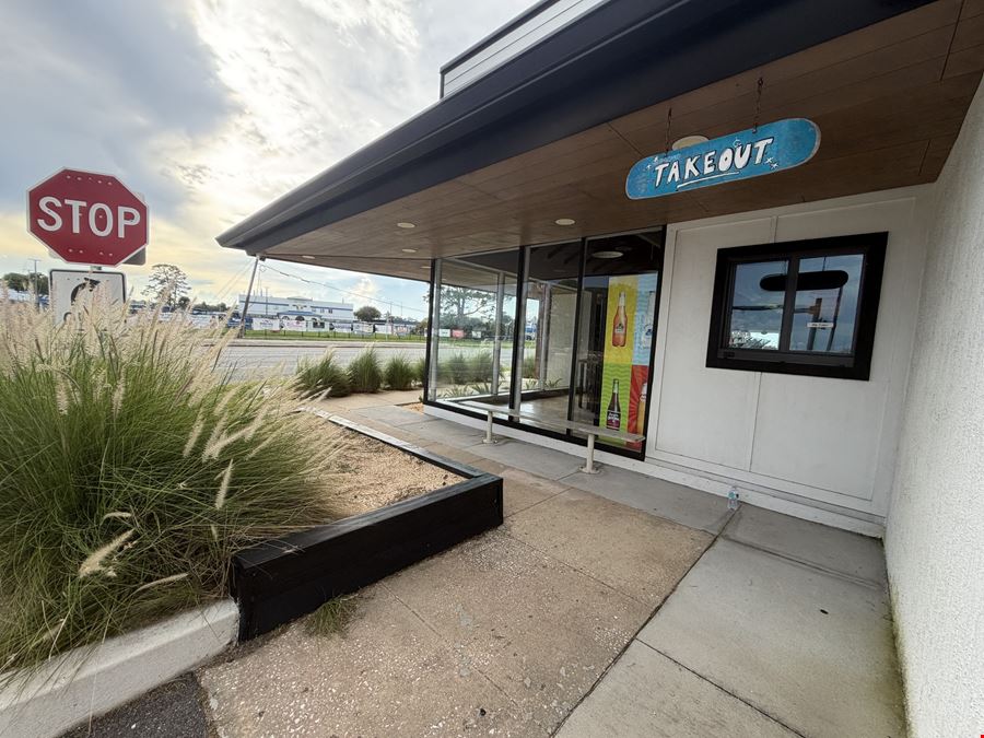 Turnkey Second-Generation Restaurant on US-1 | Titusville, FL