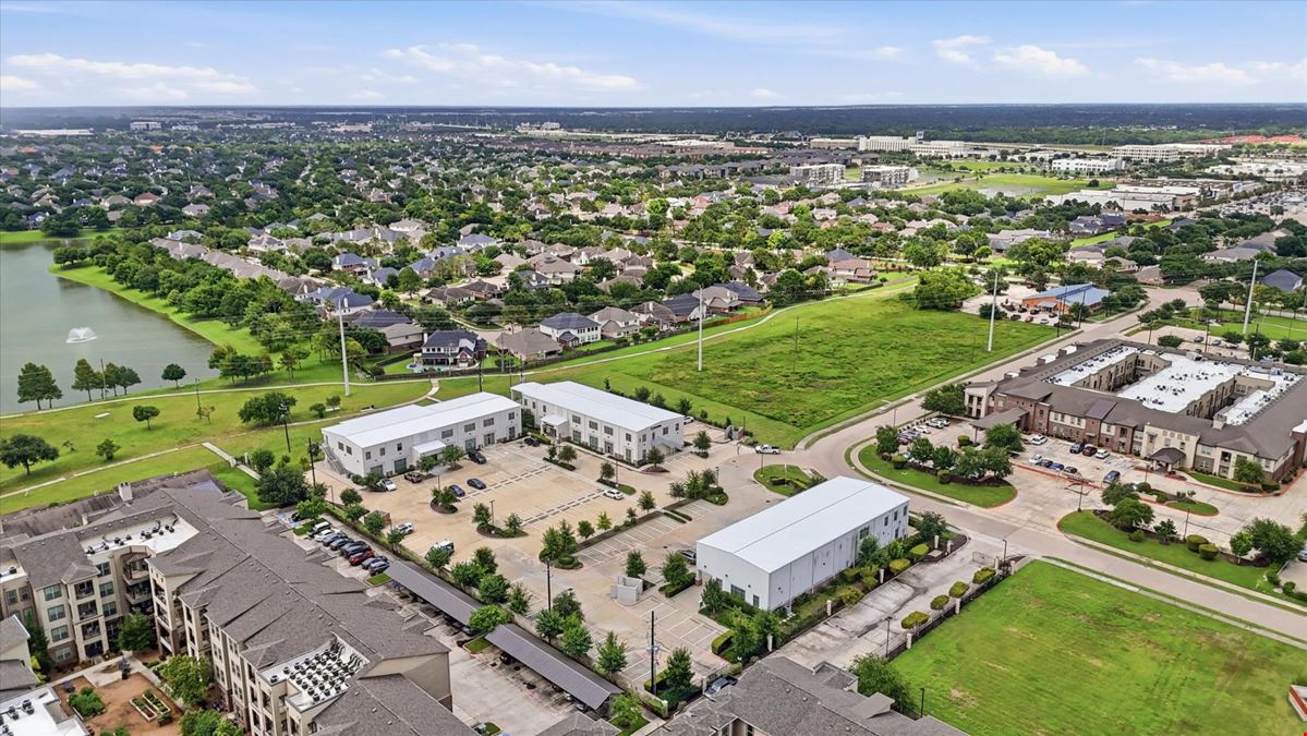 2880 Broadway Bend Dr 