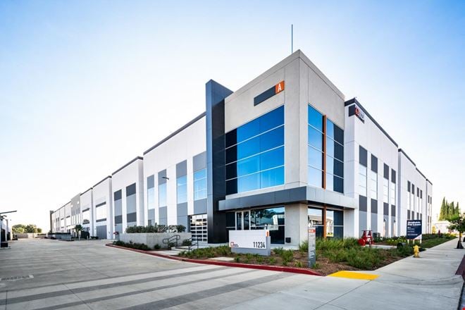 Preview of Industrial space for Rent at 11234 Rush Street