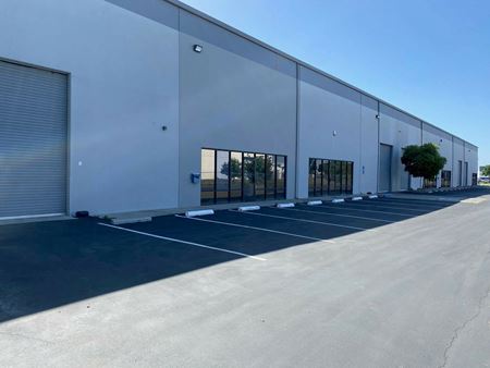 Preview of commercial space at 2570 Boeing Way