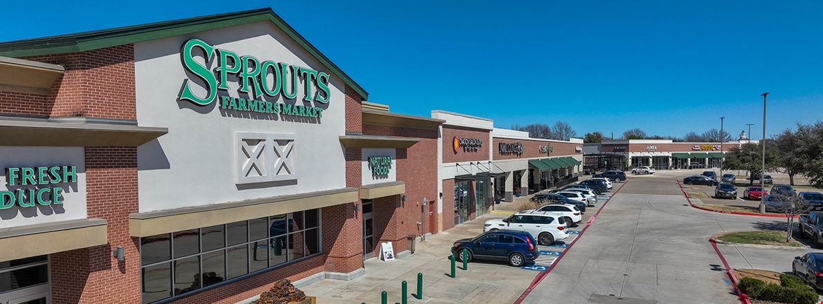 Preview of Retail space for Rent at 316 Grapevine Hwy