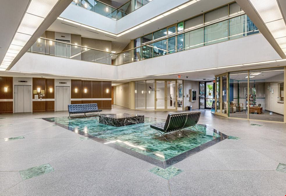 Park Central One - 1100 Park Central Blvd South