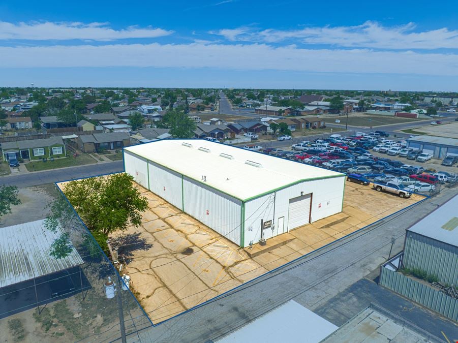 2 Bay Warehouse Near Downtown Midland, TX!