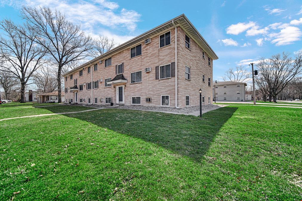 1623 Portage