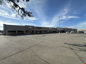 Scott Oaks Plaza