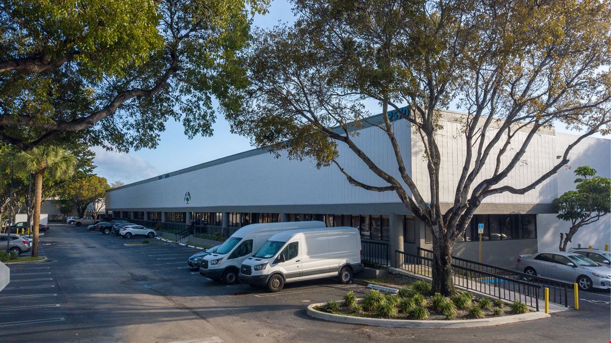 Copans Business Center