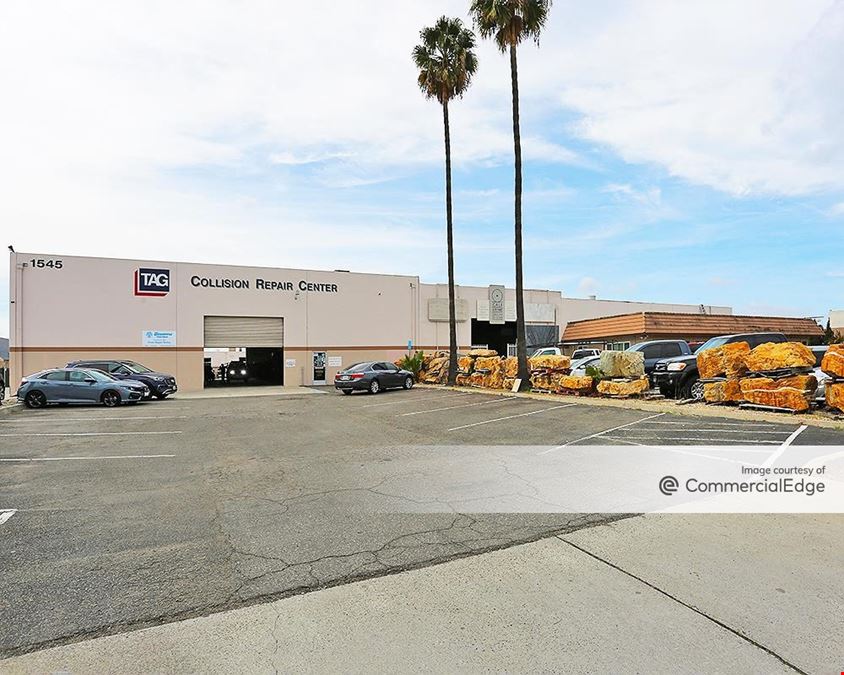 1545-1565 La Mirada Dr.