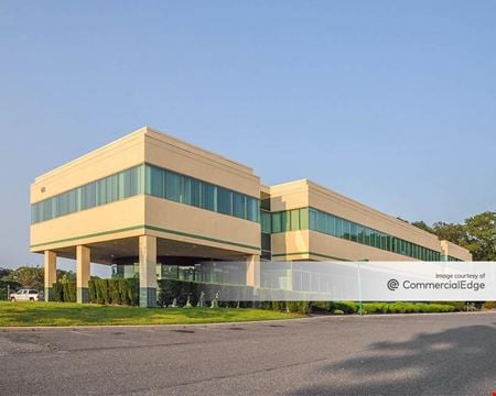 Preview of Office space for Rent at 570 Expressway Drive South