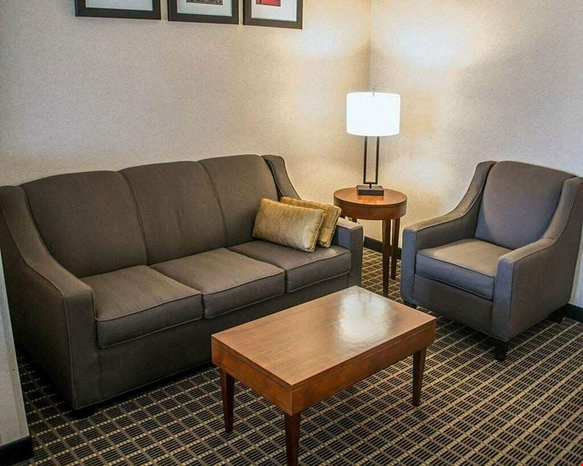Comfort Suites Southwest Portland