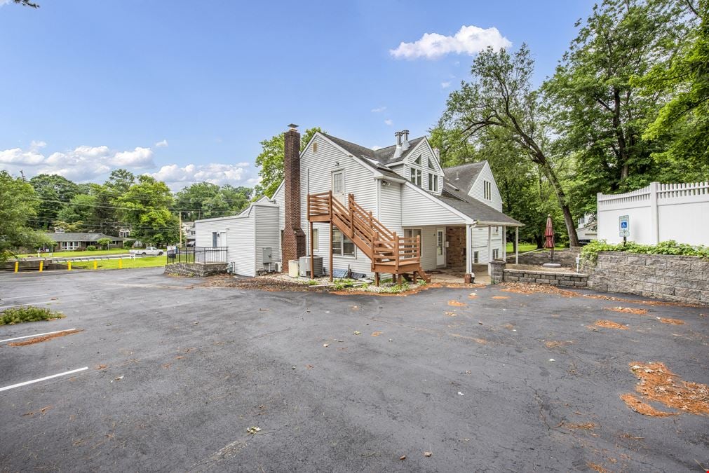 724 Fitzwatertown Rd