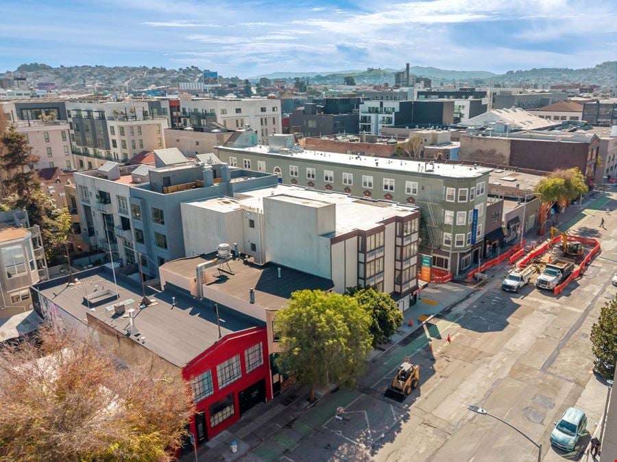 1137 Folsom St