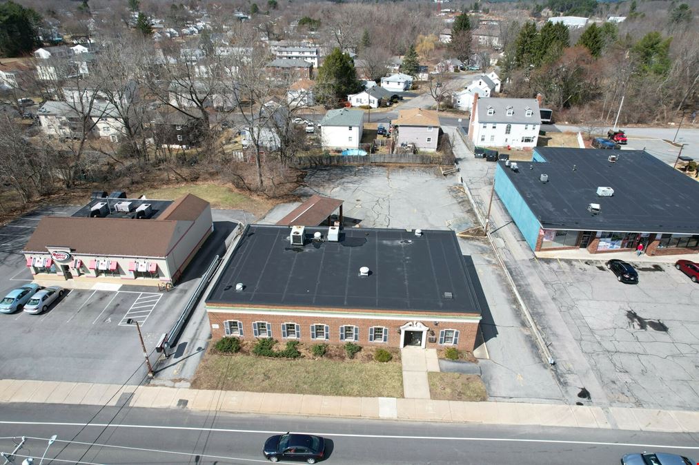 115 E Main St