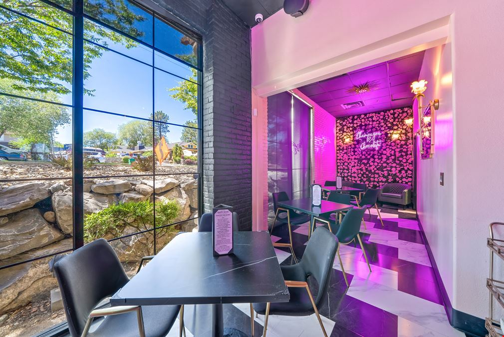 550 W Plumb Ln Suite E