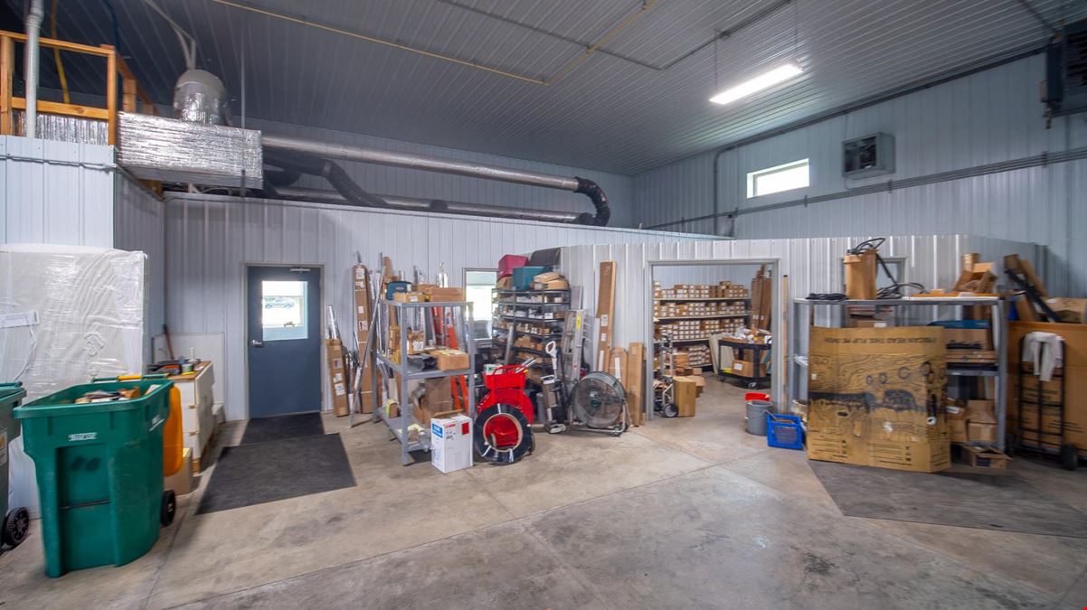 Premier Warehouse near Airport - Like New Condition 