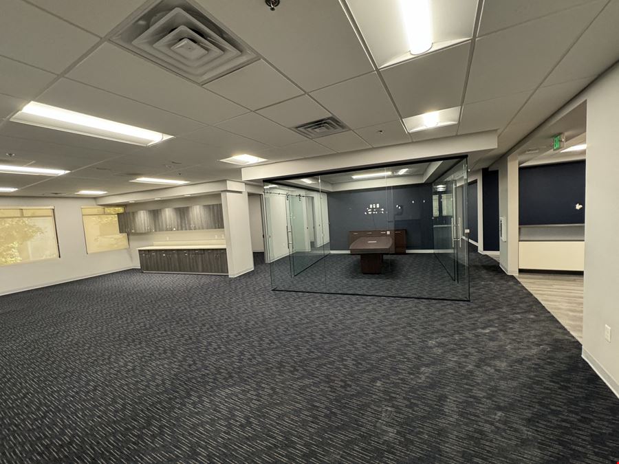 Prime Professional Office Space Located in NW Fresno