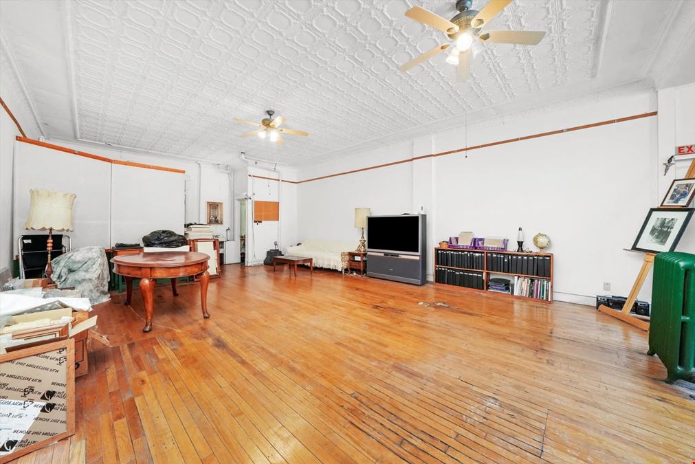 1303 W Chicago Ave, Chicago, IL