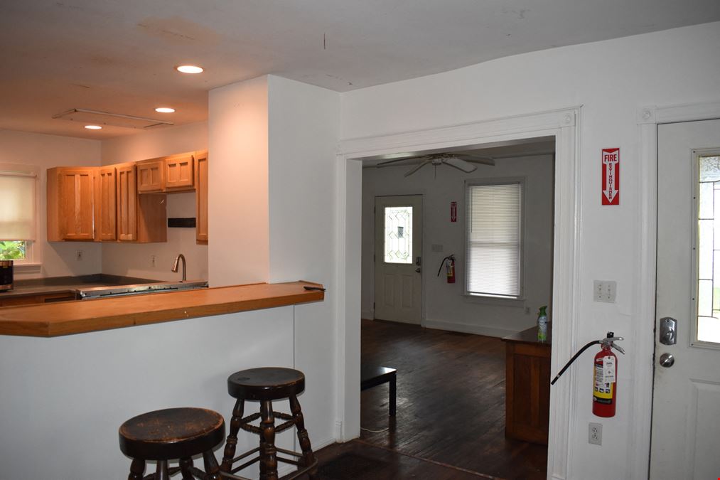 13 Walnut St
