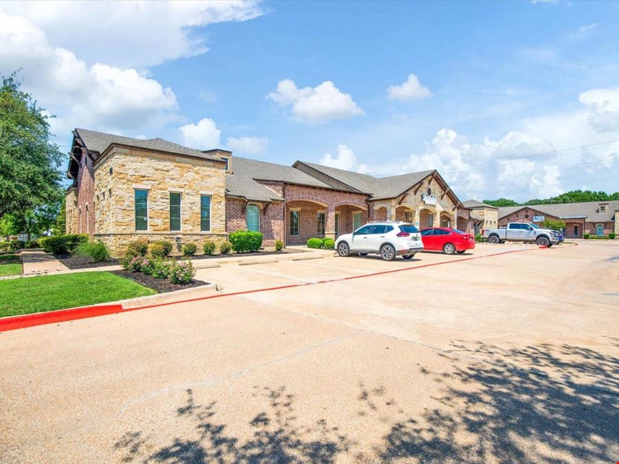 4821-4851 Merlot Ave 