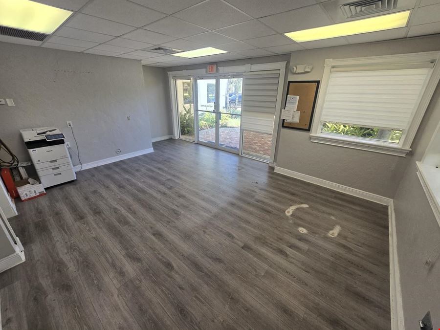 Corner Unit in Sunrise Industrial Park