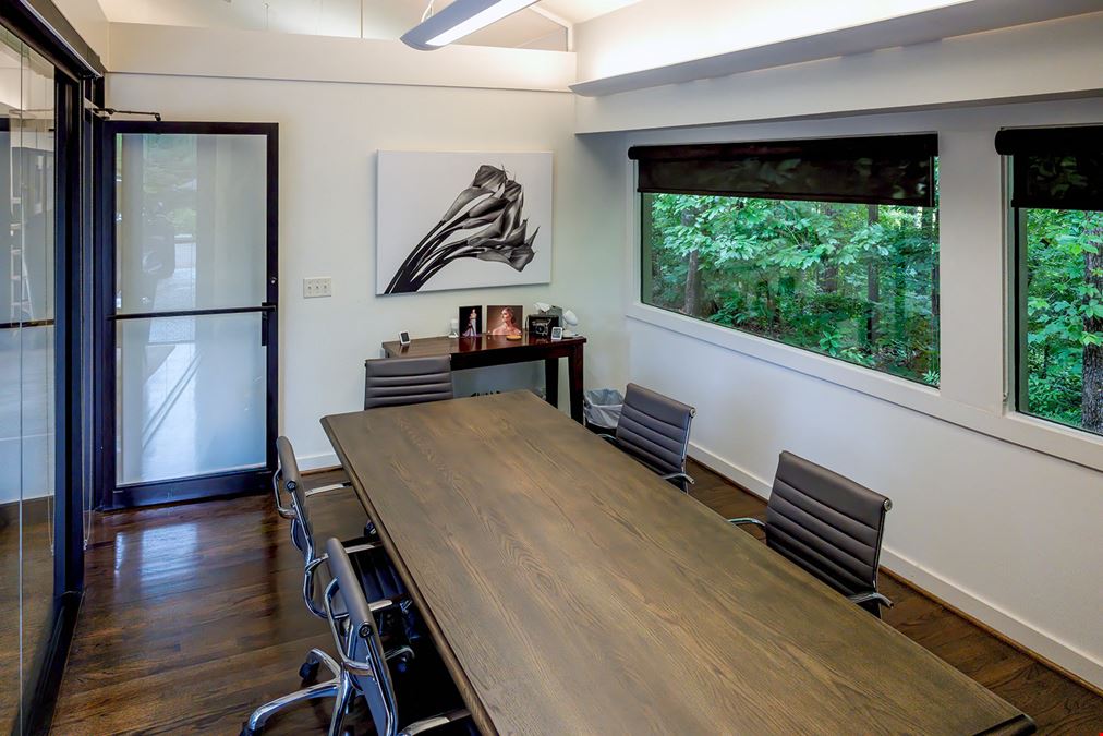 Rare Standalone Office in Midtown