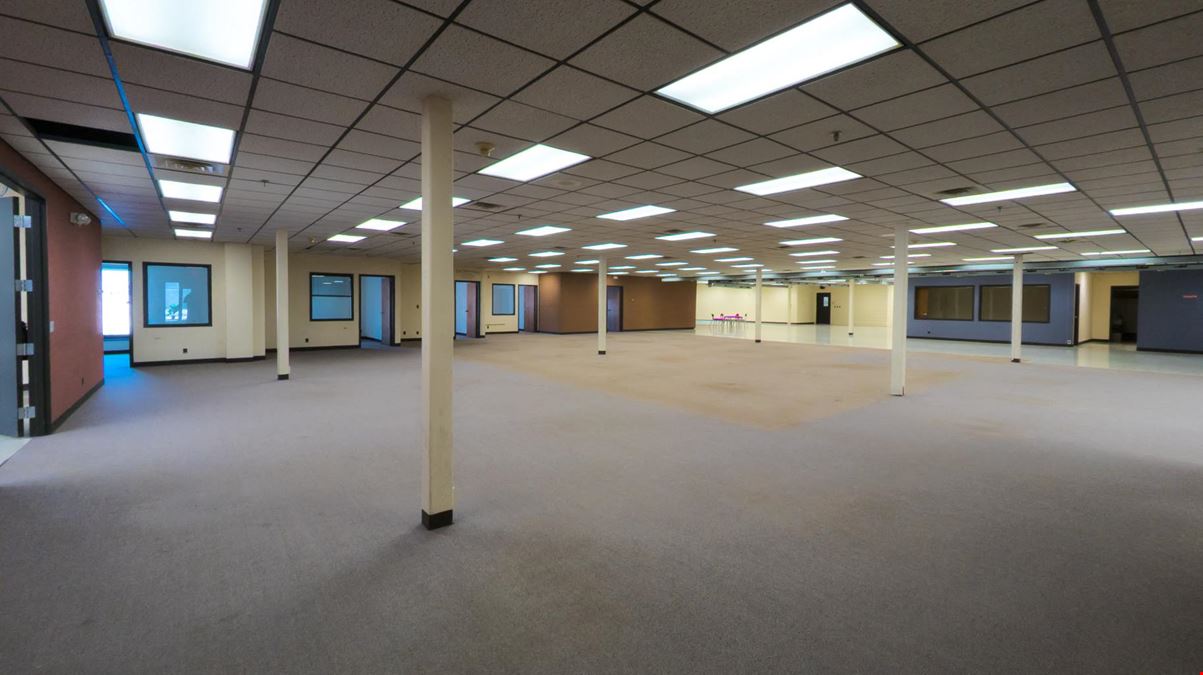 2450 Marion Road SE - Mixed-Use Building For Sale 