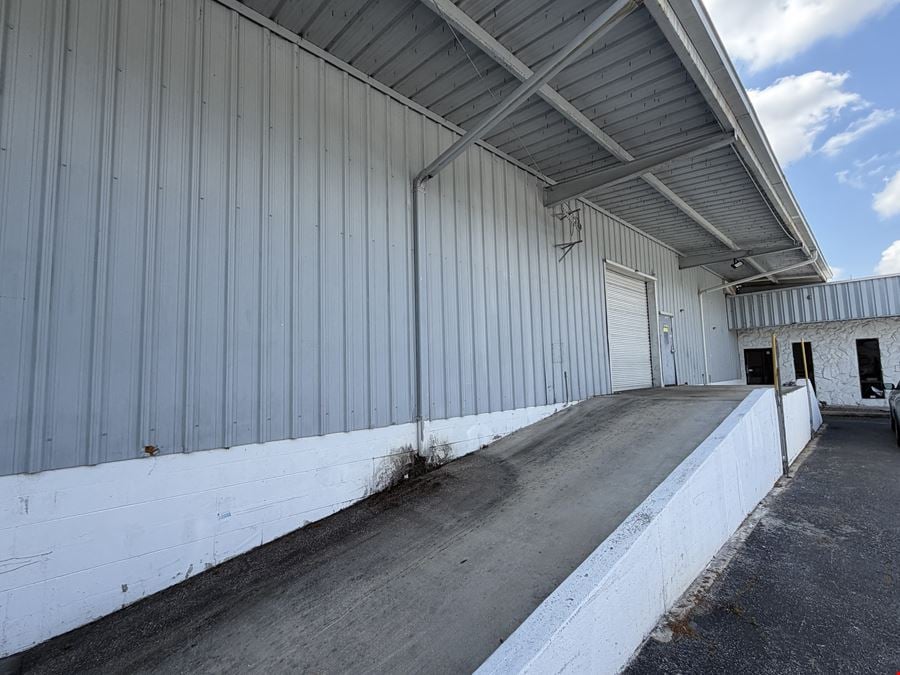 Plant City Warehouse w/ Paved Laydown Yard
