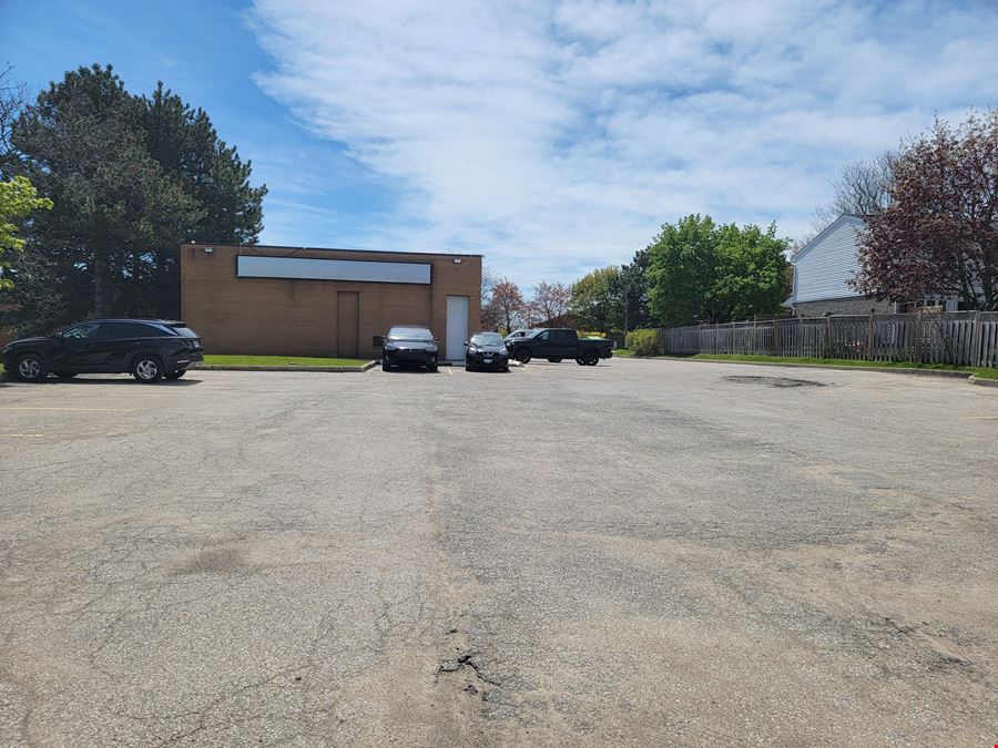 601 Doon Village Road, Unit 1