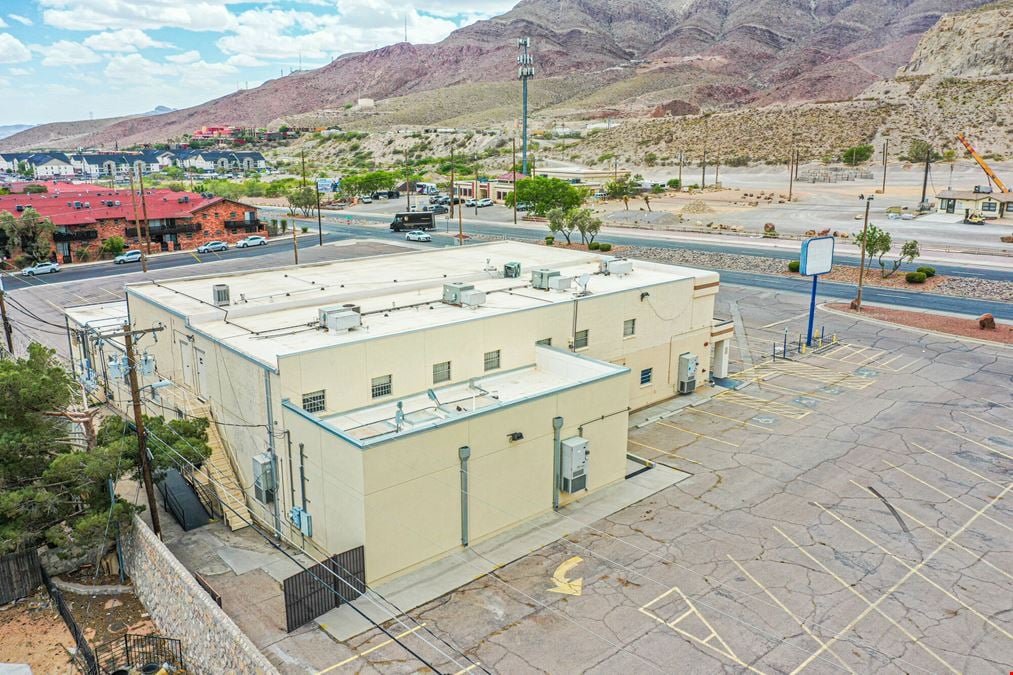 Previous Plasma Center Building FOR SALE
