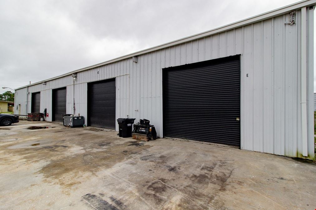 Small Bay Warehouse Near US-98 in Sebring