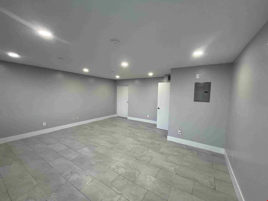 2700 Evans Ave