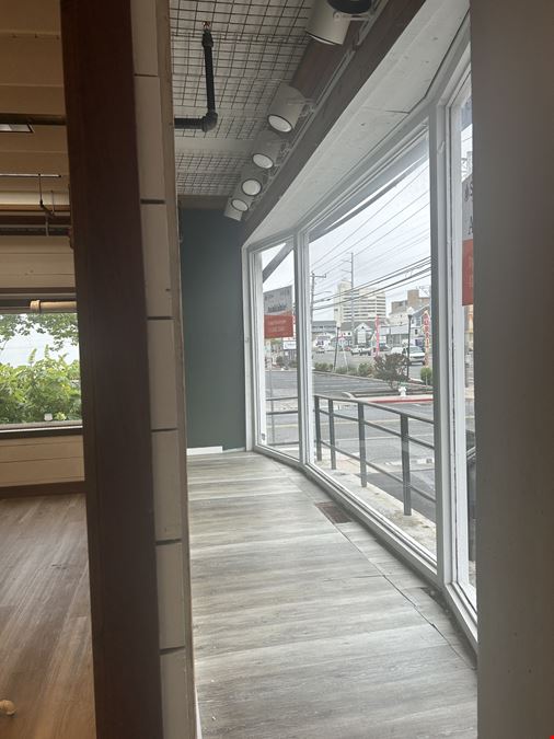 8001 Coastal Highway