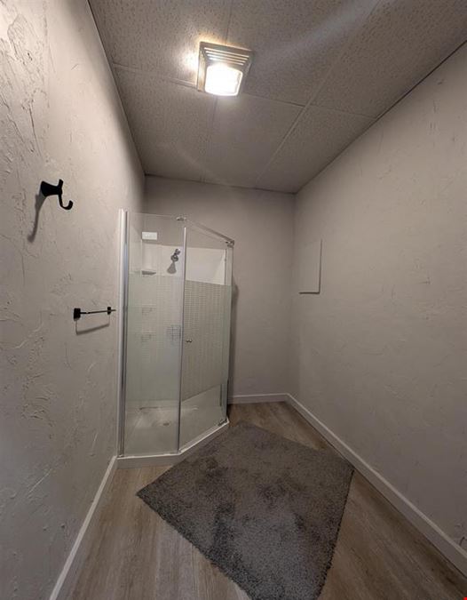 154 E Elm