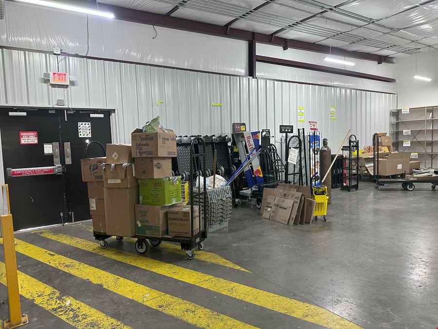 Bluebird Freestanding Retail Flex Center