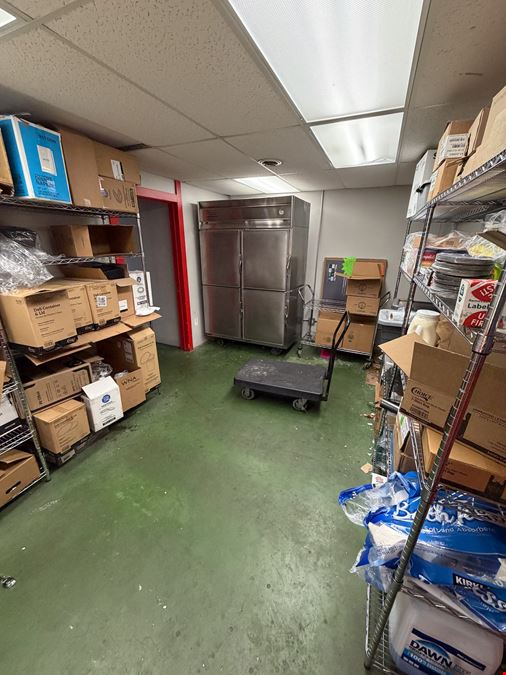 Rare Retail/Automotive Opportunity