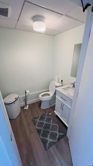 7507 South Tamiami Trail