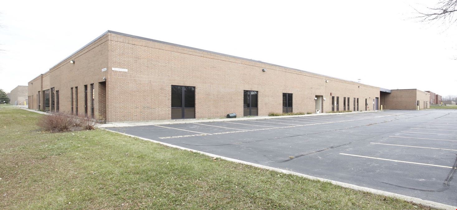 Industrial property in Mundelein, IL
