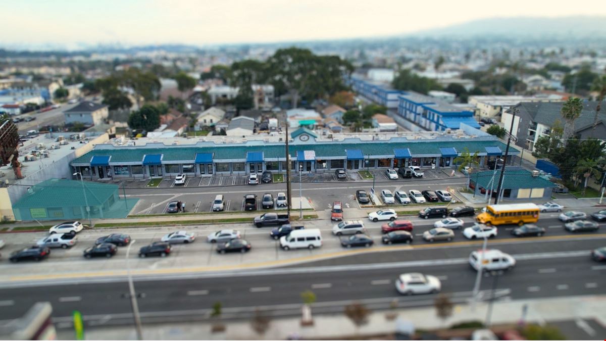 Lomita Plaza