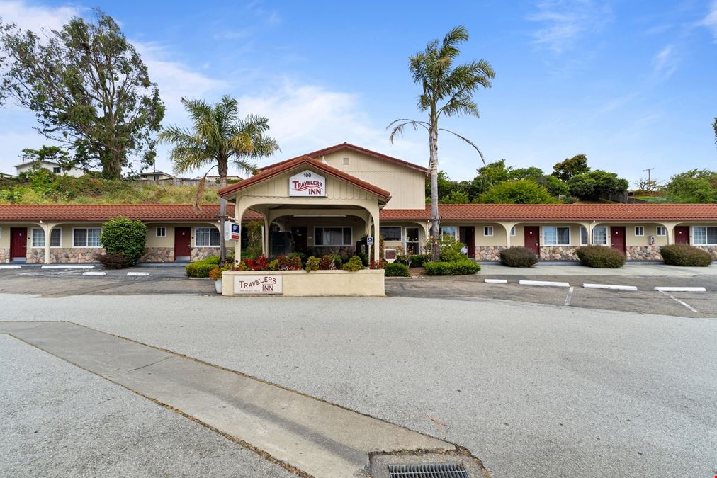 Traveler's Inn And Royal Inn