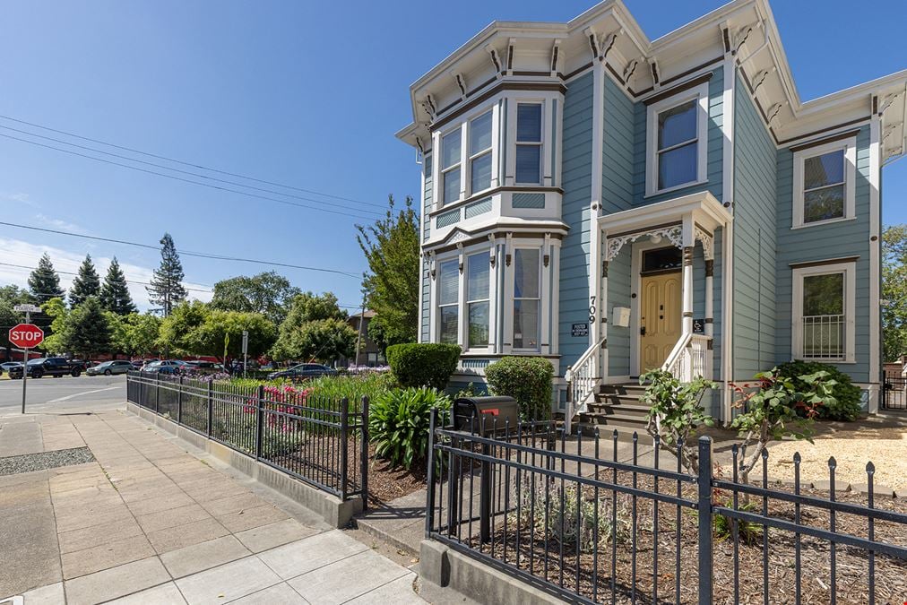709 Franklin St