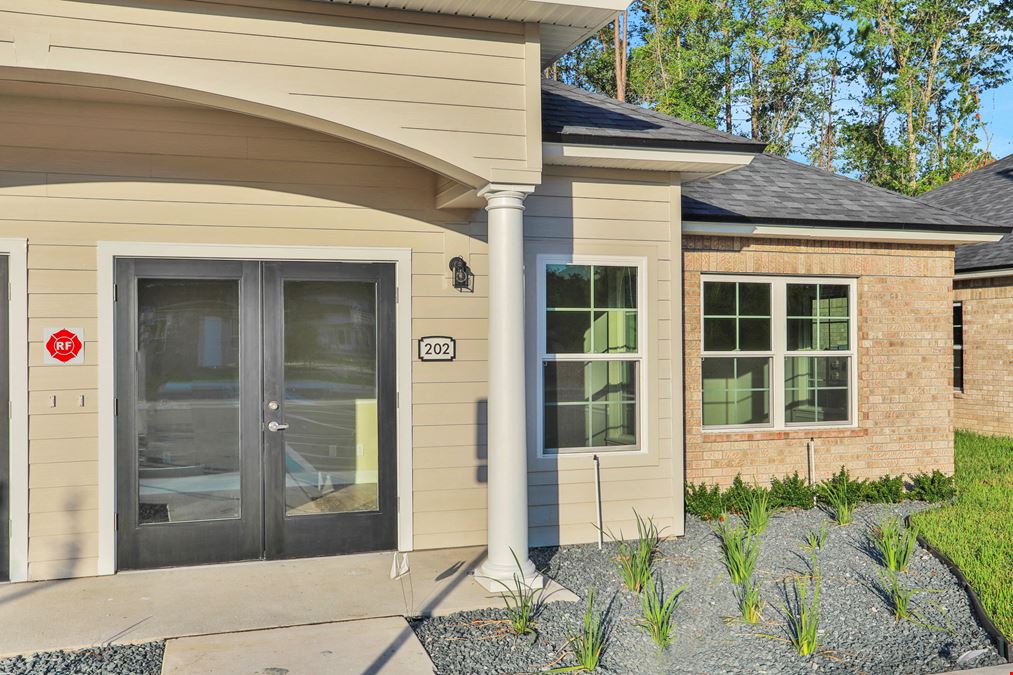 34 Roberts Village Court, Unit #202