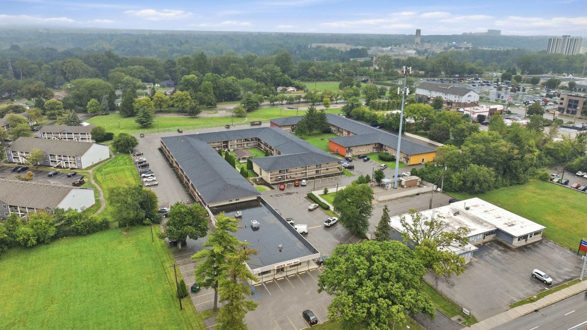 Toledo Circle Apartments