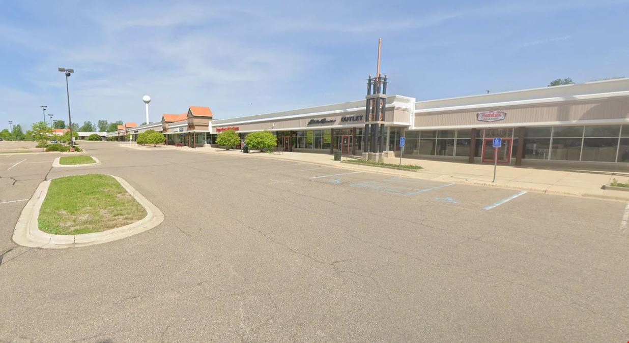 6750 W Frontage Rd