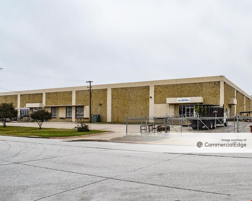 2205-2215 E. Pioneer Dr.