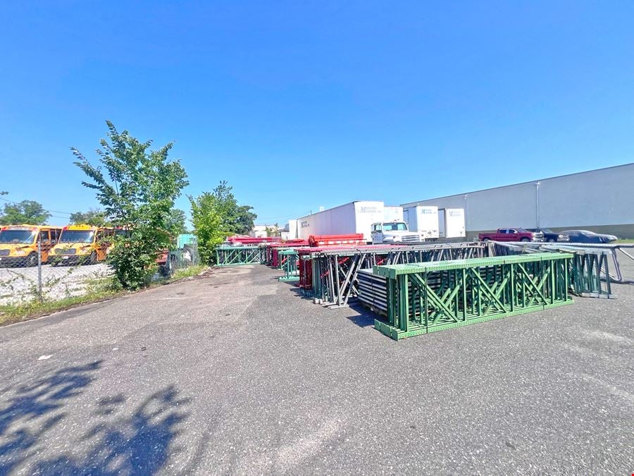 5300 Tuxedo Rd