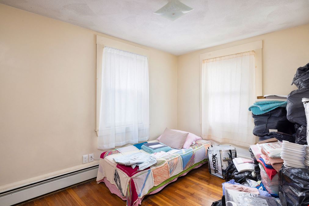 81A-83 Franklin Street