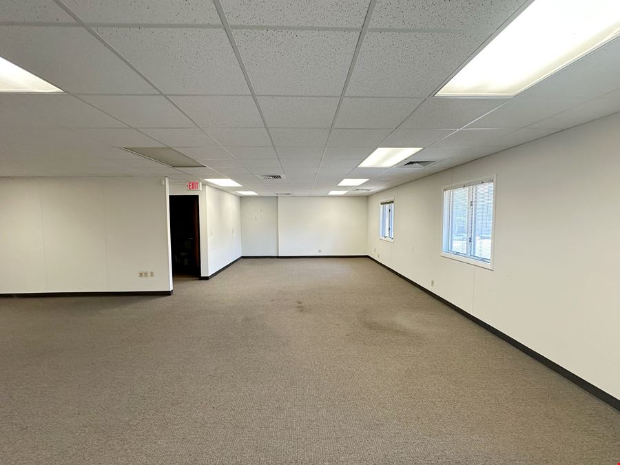 2009 Round Barn Rd