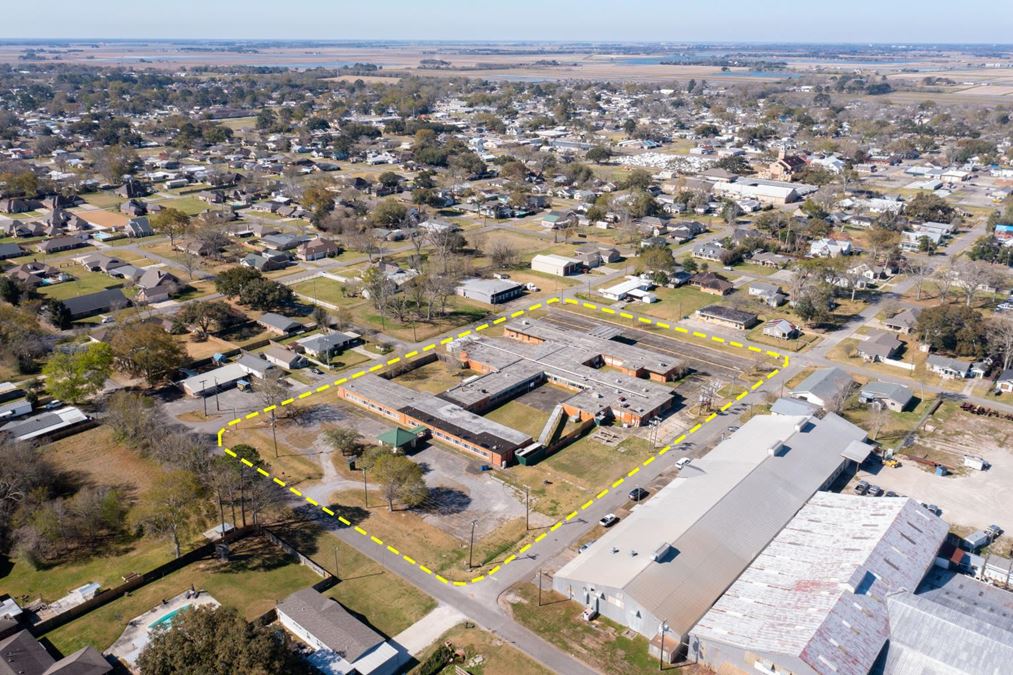 ±45,000 SF Facility for Specialized Care