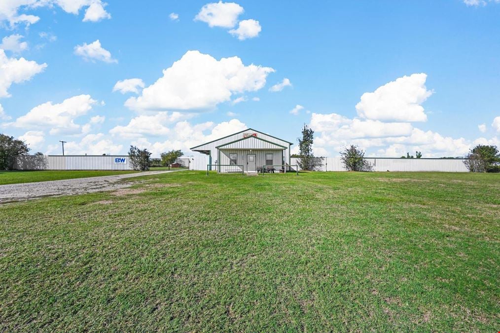 Flex Space for Lease in Kaufman, TX