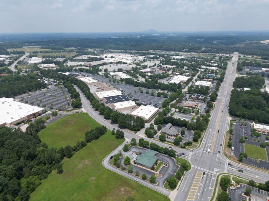 8217 Mall Parkway